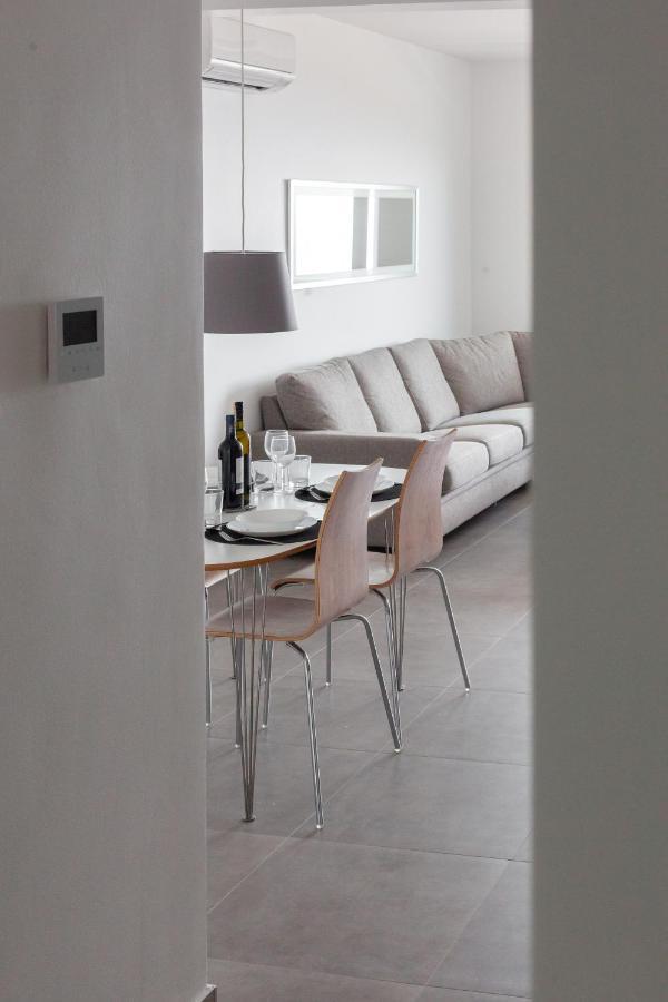 Apartment White